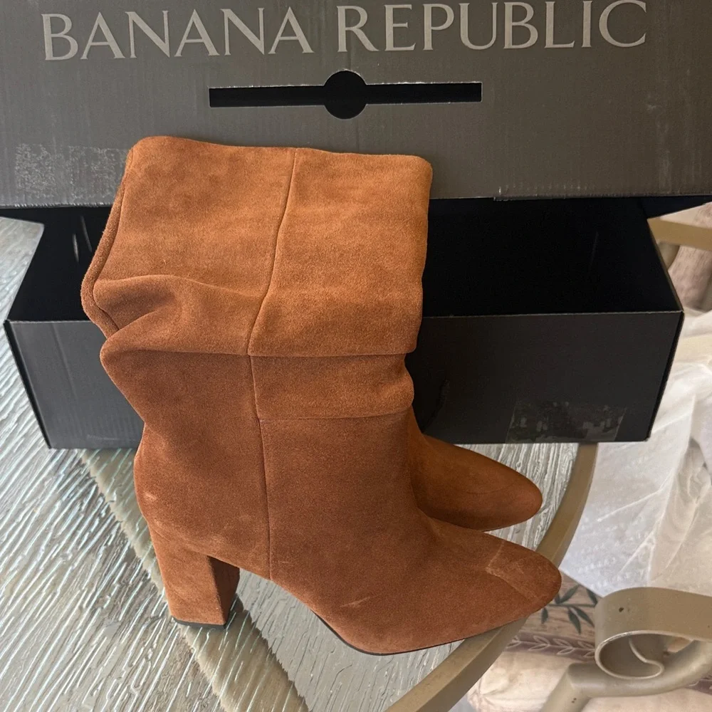 Banana Republic Suede Boots in Cognac Brown - Picture 4 of 6